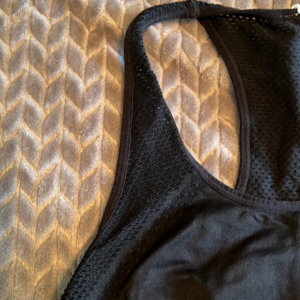 Fabletics Tank - Picture 3 of 6
